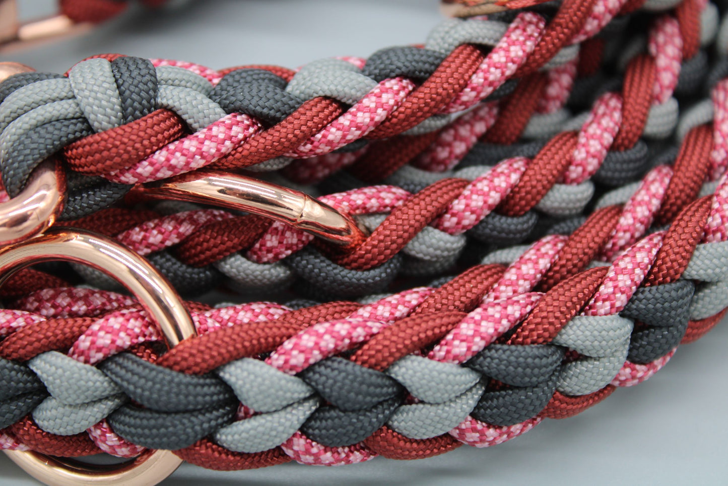 Kara Yatsu "Grey'n Red"