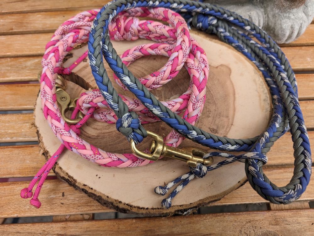 Hundeleine "Heringbone" mit Handschlaufe personalisierbar