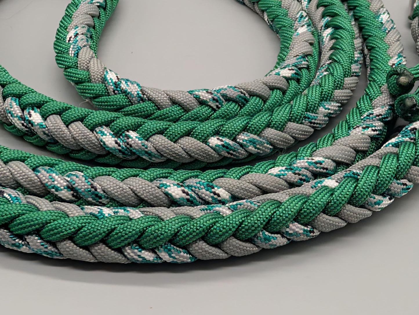 Heringbone "Green-Grey"