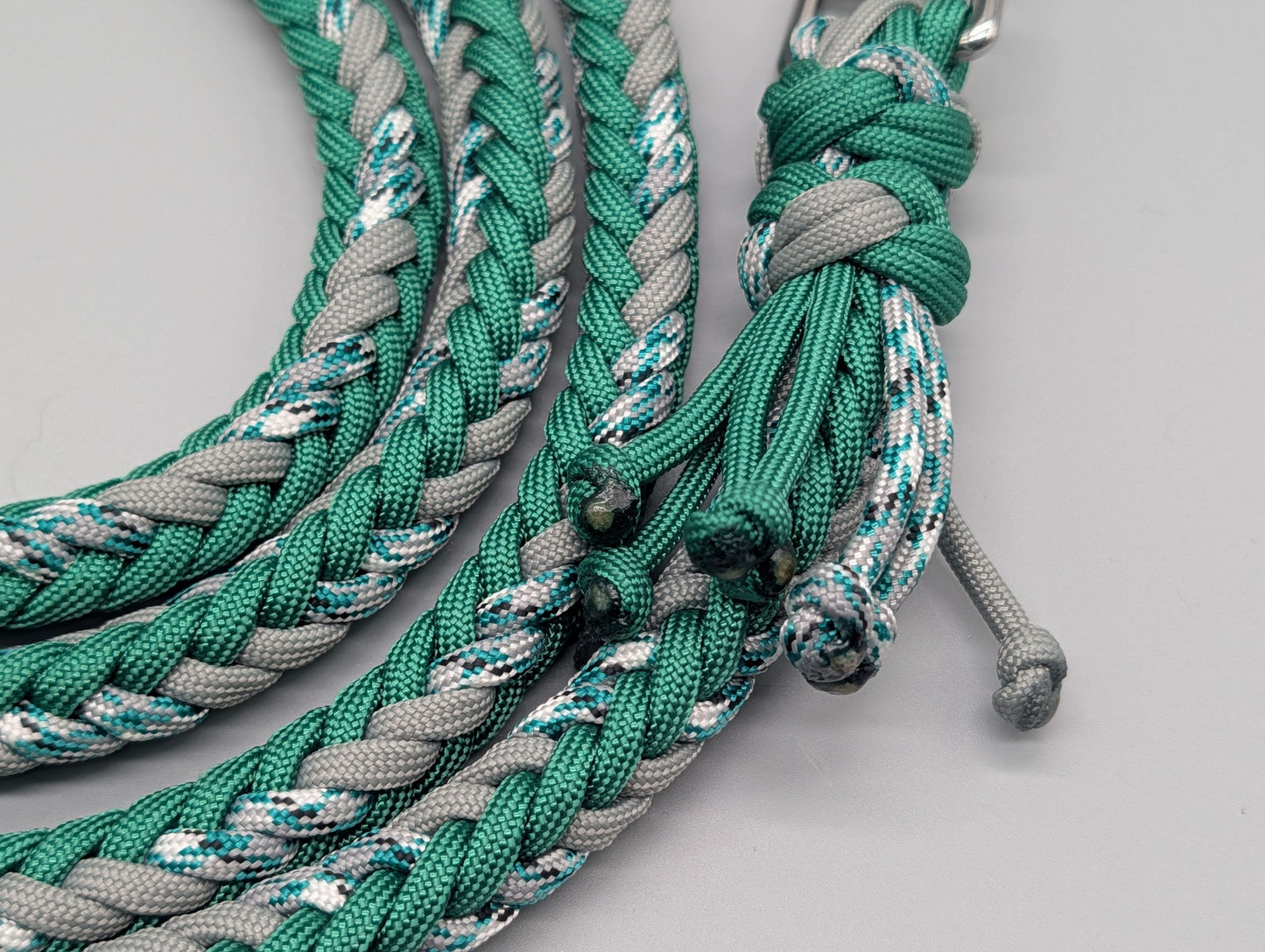 Heringbone "Green-Grey"