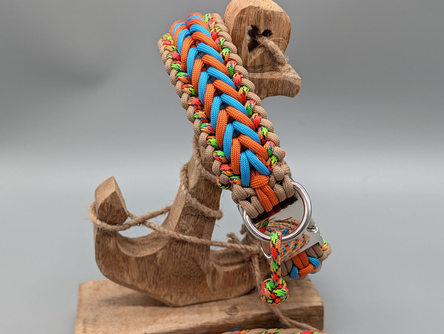 Paracord Hundeset „Electric Summer“ – Halsband mit Metall-Klickverschluss (42,5 cm) & verstellbare Leine – Unikat